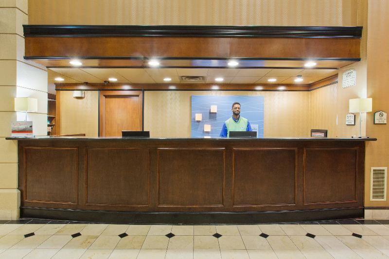 Holiday Inn Express Hotel & Suites Irving Dfw Airport North By Ihg Exterior photo