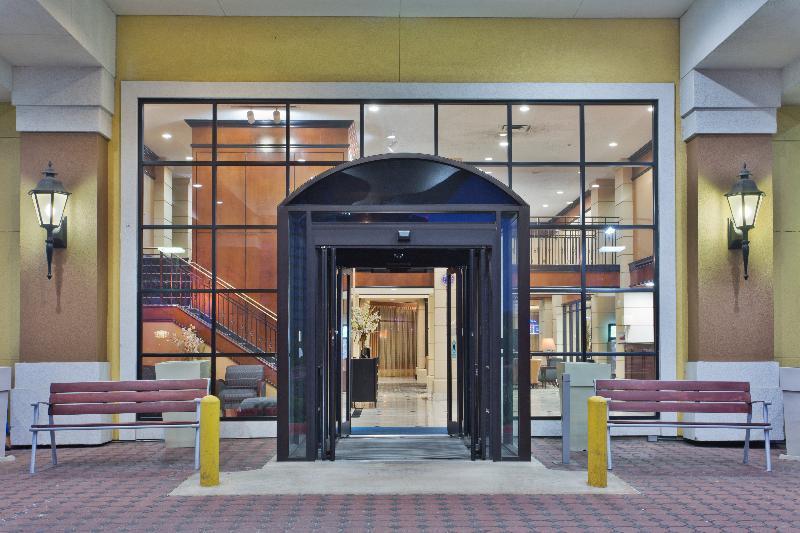 Holiday Inn Express Hotel & Suites Irving Dfw Airport North By Ihg Exterior photo