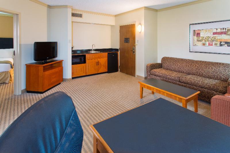 Holiday Inn Express Hotel & Suites Irving Dfw Airport North By Ihg Exterior photo